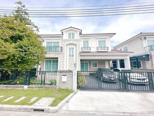  ให้เช่าบ้านเดี่ยวสุดหรู หมู่บ้านแกรนดิโอ ลาดพร้าว เกษตรนวมินทร์ ซอยนวมินทร์42 