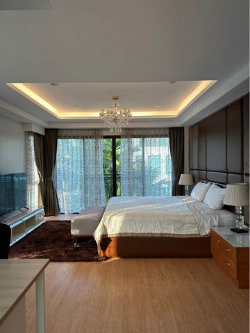 ให้เช่าบ้านเดี่ยวในโครงการเพอร์เฟคมาสเตอร์พีซ พระราม 9 เนื้อที่ 200 ตร.ว.3 ชั้น 6ห้องนอน  ย่านเลียบมอเตอร์เวย์ ใกล้มหาลัยแสตมป์ฟอร์ด