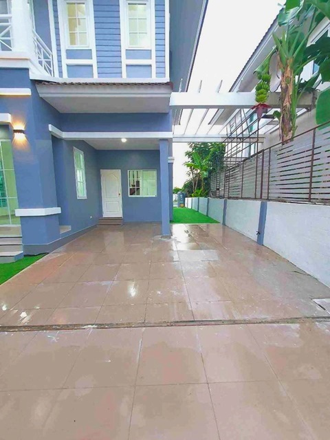 รพ.สิรินธร บ้าน 2 ชั้น แอร์พอร์ตลิ้งค์ บ้านทับช้าง 3.4กม. ชาติชาร์เตอร์ 1กม.กาญจนาภิเษก32-39  มีรปภ. สะดวก 3 นอน  232 ตร.ม.58 ตร.วา.