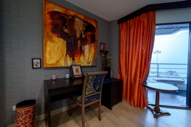 คอนโดให้เช่า ริมหาดแหลมแท่น ใกล้วอลกิ้งสตรีท วิวทะเล 20000