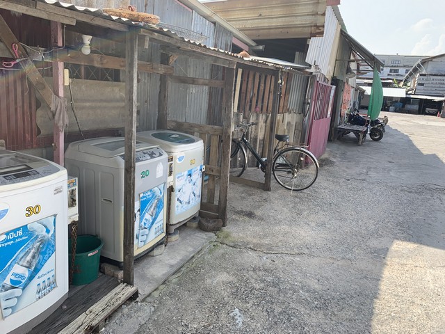 ให้เช่าที่ดินสวยติดถนนซอยเทศบาลบางปู 73  (ทีเจซี) 700 ตรว อ.เมือง จ.สมุทรปราการ