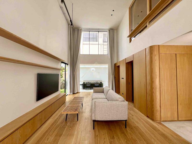 ทาวน์โฮม 3.5 ชั้น หมู่บ้าน เดมี่ สาธุ 49 สาธุประดิษฐ์ - พระราม 3 Demi sathu 49 (หลังมุม)