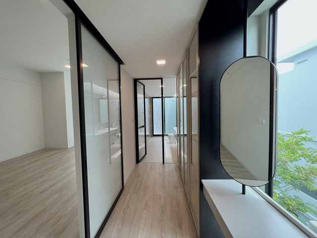 ให้เช่าบ้านเดี่ยว 3 ชั้น โครงการ Vive กรุงเทพกรีฑา พร้อมลิฟท์ส่วนตัว