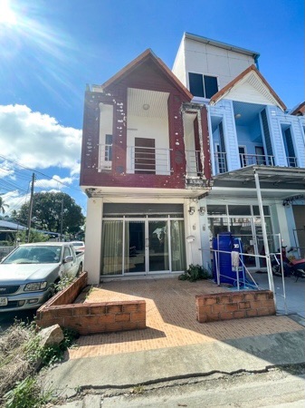 ทาวน์เฮ้าส์ 2 ห้องนอน 2 ห้องน้ำ #ว่างให้เช่า พร้อมเฟอร์นิเจอร์ครบครัน ใกล้หาดแม่น้ำ