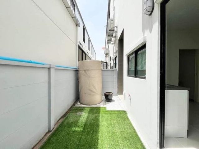 ราชพฤกษ์ 2.6 กม.MRT ติวานนท์ 3.7 กม. ติดสะพานพระราม5 วิวแม่น้ำ พร้อมเฟอร์ใหม่หมด ทาวน์โฮม​ 3 ชั้น​ 3นอน 3น้ำ 190 ตร.ม.20 ตร.วา