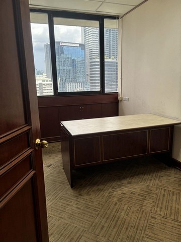 HR1861ให้เช่าพื้นที่สำนักงานขนาด 325 ตรม.ในอาคารชาญอิสสระ 1 ถ.พระราม 4 ใกล้ BTS ศาลาแดง MRT สีลม