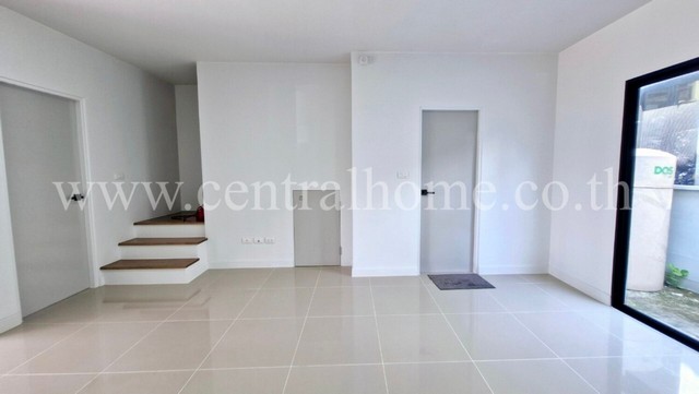 ทาวน์โฮม พลีโน่ รังสิต ข้าง ร.พ. เซนต์คาร์ลอส ถูกที่สุดในโครงการ