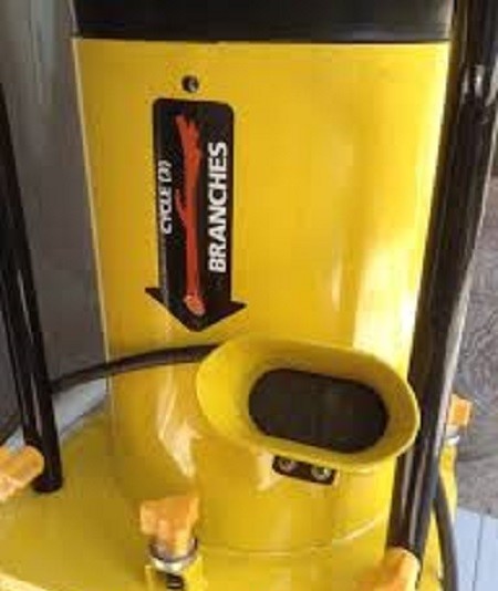 Talon  เครื่องย่อยกิ่งไม้ ใบไม้