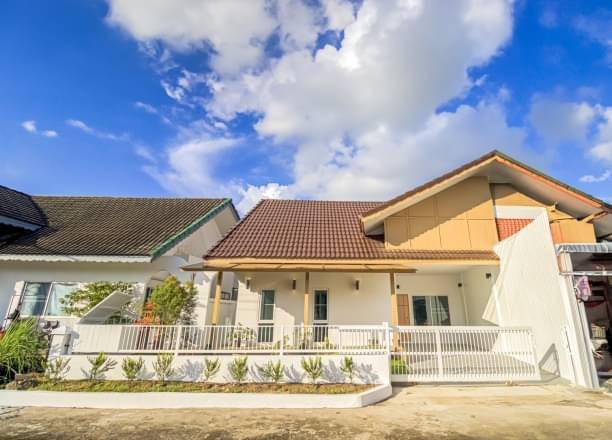 โซนแม่เหียะ บ้านชั้นเดียว 2.25 ล้านบาท สไตล์มินิมอล ทำเลดี ติดคลองชลประทาน ทิพมรณ์ฮิลล์ เดินทางสะดวกสบาย