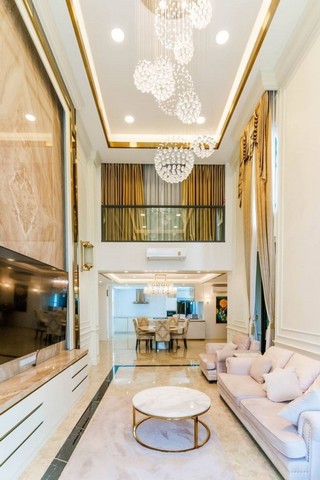 บ้านหลังใหญ่ โมเดิร์นสุดหรู บรรยายกาศดี โซนสุเทพ