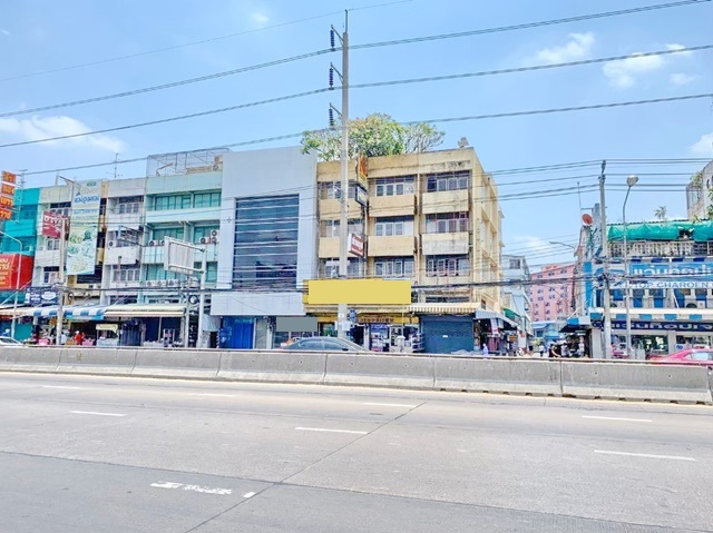 งามวงศ์วาน11-18 เดอะมอลล์ งามวงศ์วาน 1.4 กม.ให้เช่าอาคารพาณิชย์ 4 ชั้น 2 คูหา ตลาดประชานิเวศน์3  เหมาะสำหรับทำออฟฟิศ ค้าขาย สปา