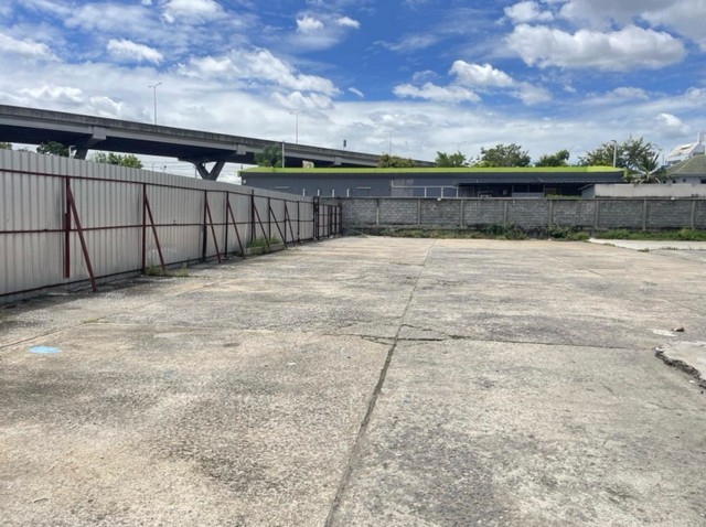 ให้เช่าที่ดิน 1.5 ไร่ .ใกล้สี่มุมเมืองใกล้สนามบินดอนเมือง 500 ม.