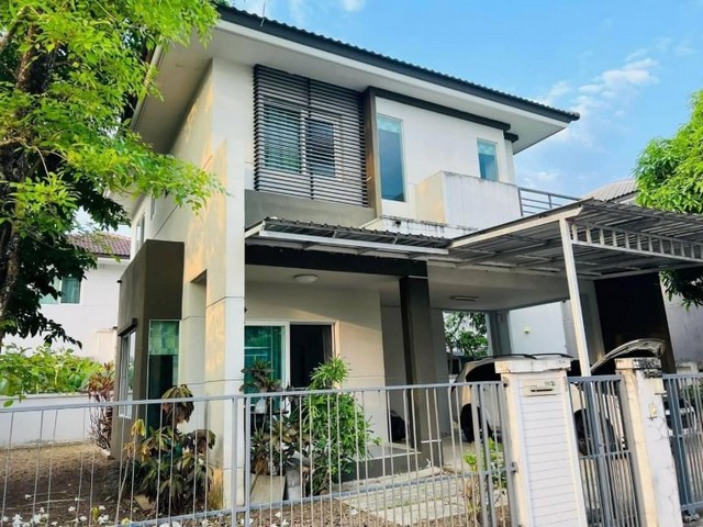 บ้านเดี่ยว 2 ชั้น สภาพดี ในโครงการ สีวลี สันกำแพง  