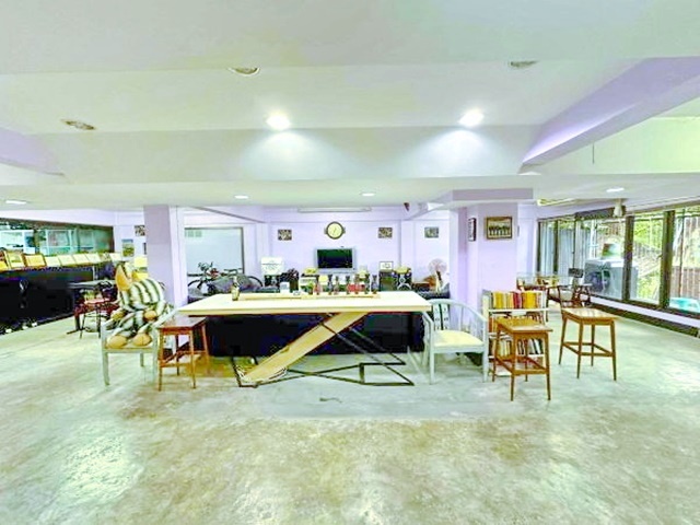 ให้เช่าอาคาร Office 170ตร.ม ชั้น 2 ทั้งชั้น หลังเซ็นทรัลพระราม2 1กม.พระราม2 ซอย 46-52 ตลาดเขตบางขุนเทียน 1.7 กมพร้อมแอร์ พร้อมอุปกรณ์สำนักงาน เหมาะเป็นออฟฟิศ และสำหรับเก็บของ 2 นอน 3 น้ำ .43 ตร.วา.13,999 b-m  Behind Central Rama2 1km. Rama2 46-52 BangKhunThian Market 1.7km. For rent Office building 170sq.m. 2nd fl. 3a/c with office equipment 2bed 3bath 43sq.wa. 13,999b-m  170 ตร.ม.43 ตร.วา.170 sq.m. 43 sq.wa. แยก - วัดสิงห์ หลังเซ็นทรัลพระราม 2แสมดำ บางขุนเทียน กรุงเทพมหานคร 2 ห้องนอน3 ห้องน้ำ4 แอร์ 2-3 ที่จอดรถ 1 ห้