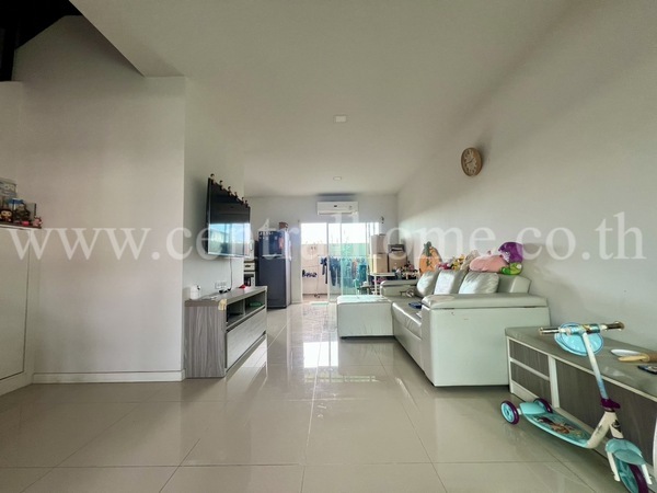 ทาวน์โฮม 2 ชั้น เดอะ นีซ  รังสิตลูกกา - คลอง 3 หลังมุม