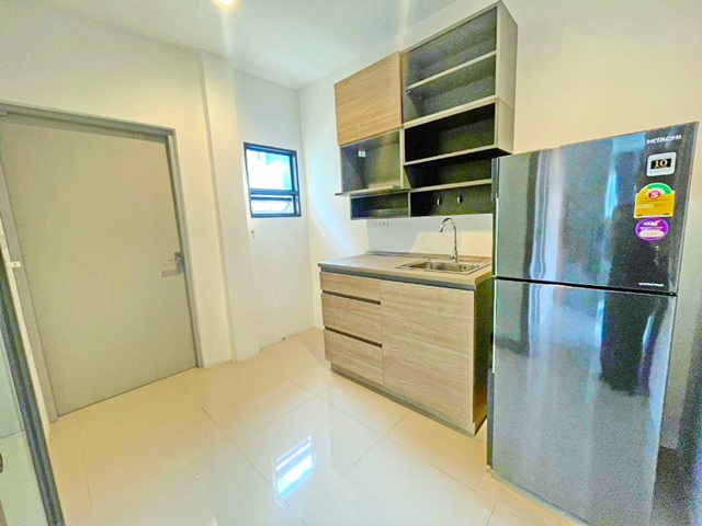 ARL บ้านทับช้าง1.2กม  ถูกที่สุดในโลก เฟอร์จัดเต็ม Stamford ให้เช่าคฤหาสน์หรู บ้านเดี่ยว 2 ชั้น 3 นอน 3 น้ำ 198​ ตร.ม.51 ตร.วา.