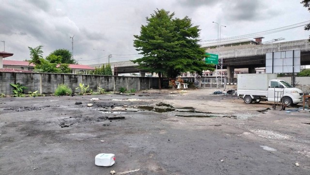 ขายที่ดินสวย เทศบาลนครเมืองนนทบุรี ตารางวา ละ 100,000 บาท