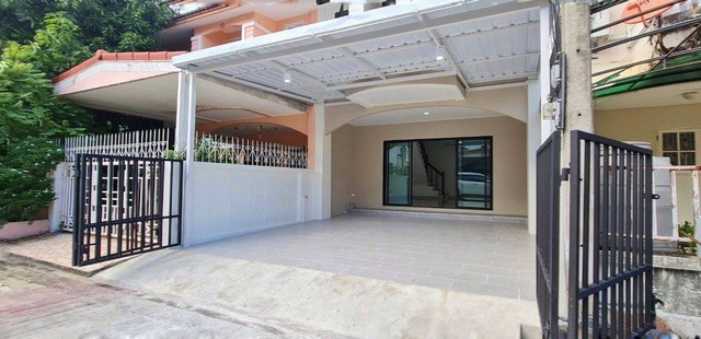 ขายหมู่บ้านติวานนท์วิลเลจ (วรางค์ศิริ) ซ.ร่วมสุข4 ขายด่วน ทาวน์เฮ้าส์ 2 ชั้น