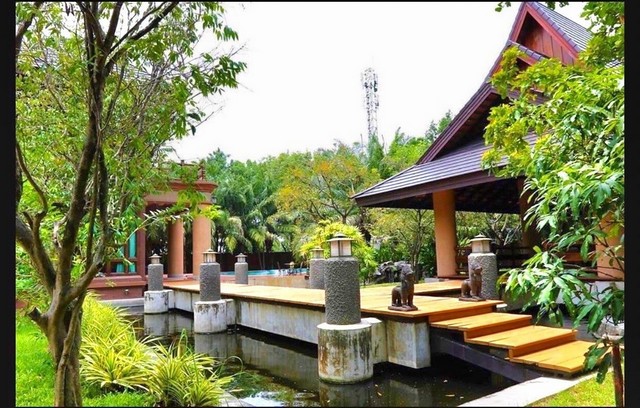 ขายบ้านเดี่ยว 3ชั้น ขนาดไม่เกิน 4ไร่ 5นอน 11น้ำ บ้านพักตากอากาศ สถานพักฟื้นผู้ป่วย ทำเป็นเรือนรับรอง ใกล้มอเตอร์เวย์ ศรีราชา ชลบุรี