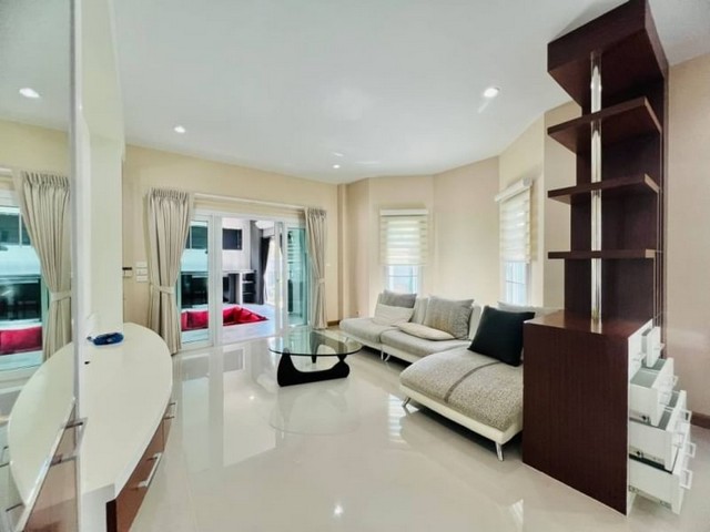 ขายด่วนพูลวิลล่า 2 ชั้น ในโครงการแสนสราญ หนองควาย หางดง