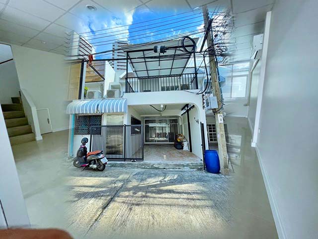 ไม่เคยอยู่ ถูกที่สุดลดจาก 100,000 รพ.สมิติเวช 500ม.BTS​พร้อมพงษ์ เอ็มควอเทียร์ เป็น 49,999 B-M ให้เช่า Homeoffice บ้าน  สุขุมวิท 47-51 บ้าน 2 ชั้น 30ตรว. 220ตรม. 3-4แอร์ ทองหล่อBTS​ PhromPhong Never Living Samitivej H 500m. EmQuartier Cheapest reduced from 100,000 to 49,999 B-M house for rent Homeoffice Sukhumvit 47-51 2-story house 30sq.wa 220sqm. 3-4a/c Sukhumvit Hospital Thonglorย่านญี่ปุ่น สุขุมวิท 47-51 แขวงคลองตันเหนือ เขตวัฒนา กรุงเทพมหานคร 10110จดทะเบียน​บริษัทได้เลี้ยงสัตว์​ได้จะอยู่อาศัย หรือ Homeoffice หรือ ทำธุรกิจก็ได้ต�