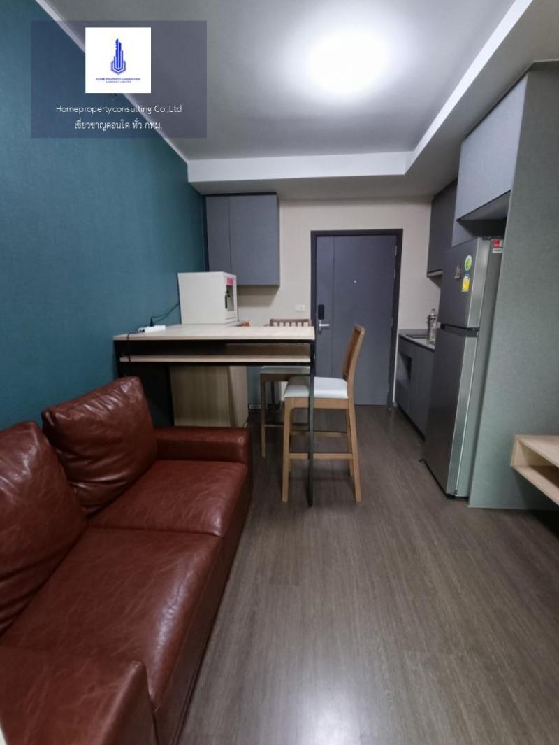 ขาย ไอดีโอ 93 Ideo 93 ติดบีทีเอสบางจากคอนโด 1 ห้องนอน 35 ตร.ม. ชั้น 7 ห้องกว้างมาก มีอ่างอาบน้ำขาย 3.69 ล้านบาท โอนคนละครึ่งติดต่อฝน @lovecondoโทร 0909796941สิ่งอำนวยความสะดวกสระว่ายน้ำ 2 สระฟิตเนสขนาดใหญ่สวนส่วนกลางสนามกีฬากลางแจ้งห้อง co-working spaceห้องเด็กเล่นซาวน่าที่ชาร์จรถยนต์ไฟฟ้ามี 7-11 และ Starbucks หน้าโครงการสถานที่สำคัญใกล้เคียงต่างๆ เช่นBTS สถานี บางจาก 90 m. (Skywalk BTS บางจาก 20 m.)The Phill 1.3 km.จุดขึ้นท