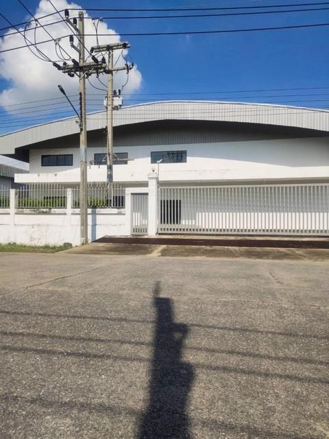 ขายโรงงาน-โกดัง นิคมอุตสาหกรรม นวนคร คลองหนึ่ง คลองหลวง ปทุมธานี ที่ดินประมาณ 1 ไร่ 3 งาน 8 ตารางวา เป็นเขตปลอดอากร พื้นที่สีม่วง