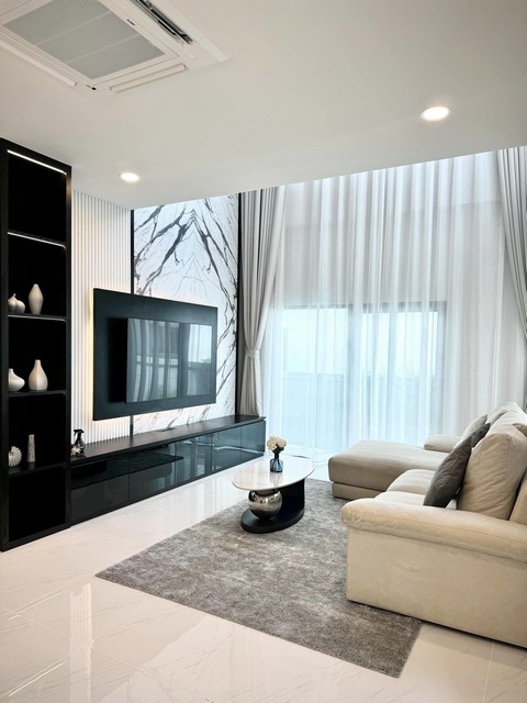 ให้เช่าบ้านเดี่ยว 2 ชั้น 313 ตรม. 4 ห้องนอน The city บางนา โครงการใหม่ ใกล้เมกะบางนา **บ้านใหม่ไม่เคยเข้าอยู่ หน้าบ้านไม่ติดใคร