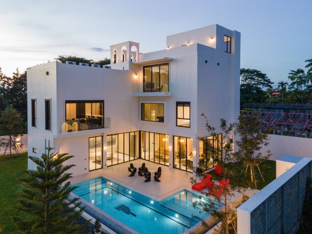 พูลวิลล่าส่วนตัว ตกแต่งหรุหรา วิวสวนสน โซนสันทราย     