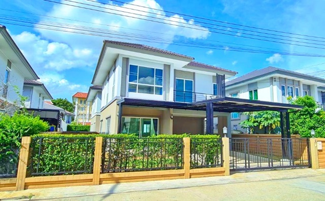 ให้เช่าบ้านเดี่ยว 2 ชั้น 3 นอน 3 น้ำ 3 แอร์ 241 ตร.ม.60ตร.ว.22,999 b-m ตลาดพวงสว่าง345 1.2 กม. ถ.สะพานนนทบุรี-บางบัวทอง มบ.ภัสสร22-28 รพ.โพธินิมิตวิทยาคม 2.7 กม.เข้าออกได้หลายทาง รร.สาธิตปทุม 2.1 กม.เดินทางสะดวก  The cheapest in the 3 worlds PhuangSawang Market345 1.2 km. Sathit Pathum Sch. 2.1 km. Detached house for rent 2Storeys  3 bed 3 bath 3 air 241 sq.m. 60 sq.wa. 22,999 b-m Saphan Nonthaburi-Bang Bua Thong Road Phatson Phothinimit Witthayakhom Hospital 2.7 km. convenient transportation can enter and exit in many ways.  แยก - ขุนมหาดไทย  ถ.สะพานนนทบุรี-บางบัวทองถ.345  ราชพฤกษ์-ติวานนท์ ตำบล 