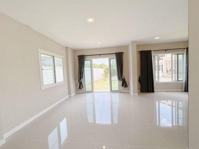 บ้านเดี่ยว 2 ชั้น ในโครงการ เดอะแกรนด์ปาร์ค สันทราย