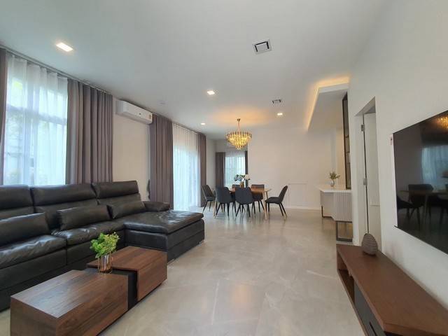 Me16ให้เช่าบ้านเดี่ยว 2 ชั้น หมู่บ้านมัณฑนา บางนา-วงแหวน ย่านราม2 ทะลุออกเลียบมอเตอร์ได้ ใกล้ห้างMegaบางนา