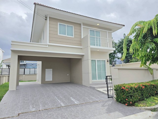 Agent Postให้เช่าบ้านเดี่ยว 2 ชั้น หมู่บ้าน Perfect Park รังสิต 52.7 ตร.วา 3 ห้องนอน 2 ห้องน้ำ ให้เช่า30,000บาท, ขาย4.99ล้านบาทโครงการคุณภาพจาก Property Perfect อยู่ใกล้ทะเลสาบขนาดใหญ่ 100 ไร่บ้านสวยน่าอยู่  ใกล้จุดขึ้นลงทางด่วนอุดรรัถยา เข้าออกได้ทั้งถนนติวานนท์และถนนรังสิต-ปทุมธานีเดินทางสะดวกใกล้รพ.กรุงสยามเซนต์คาร์ลอส, รพ.เปาโลรังสิต, รพ.แพทย์รังสิต, รพ.ราชวิถี2 ใกล้ห้างฟิวเจอร์ เซียร์รังส