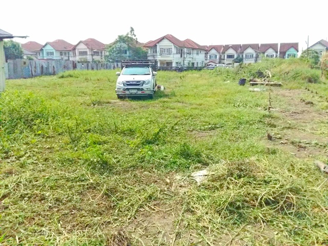 ขาย...ที่ดิน ถ.พัฒนาชนบท 3 ติดน้ำ แถวร่มเกล้า-ลาดกระบัง ใกล้สนามบินสุวรรณภูมิ  ขนาด 67 ตร.ว.