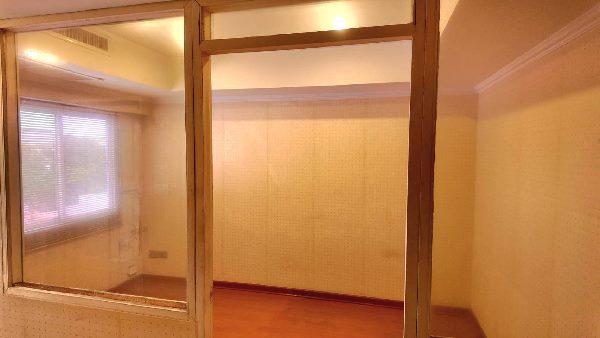 ขาย อาคารพาณิชย์ 4 ชั้นครึ่ง ซอยประดิษฐ์มนูธรรม 9 10,000,000฿