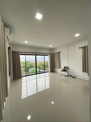 ให้เช่า-ขาย อาคารสำนักงานออฟฟิศ 3ชั้น ลำลูกกา คลอง4 ปทุมธานี เนื้อที่ 57 ตารางวา พื้นที่ใช้สอย 420 ตารางเมตร 6 ห้อง 6 ห้องน้ำ