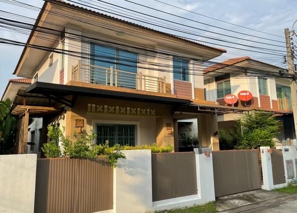 ให้เช่าและ ขาย บ้านแฝด 2ชั้น หมู่บ้านเอโทล มัลดีฟส์ ปาล์ม บางนา-วงแหวน