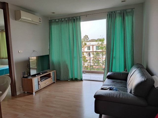 ขายคอนโด 1 ห้องนอน กรีน เลค ศรีราชา ถ.ศรีราชา-หนองยายบู่  48 ตรม. วิวสระ ตกแต่งสวย พร้อมเฟอร์นิเจอร์