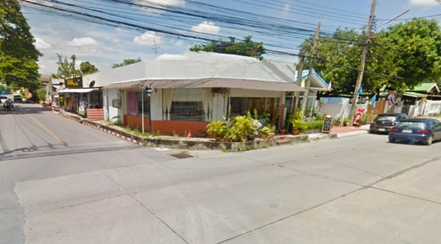 MRTแจ้งวัฒนะ14 600ม.ทำเลค้าขาย โชว์รูม MRT ศูนย์ราชการ 1กม.  52ตรว. 205 ตรม. 19,998 B-M 2นอน 1น้ำ 2จอดรถ หน้าหมู่บ้าน 4,000หลังคาเรือน MRT ChaengWatthana14 600m. Commercial location showroom MRT Government Center 1km. in front of the village 4,000 houses 52sqwa. 205sqm. 19,998B-M 2bed 1bath 2parking แยก - เมืองทอง 1บิ๊กซี แจ้งวัฒนะ 0.6 กมโลตัส แจ้งวัฒนะ แขวงทุ่งสองห้อง เขตหลักสี่ กรุงเทพมหานคร205 ตร.ม.52 ตร.ว205 sq.m.52 sq.wa.2 ห้องนอน1 ห้องน้ำ2 จอดรถสถานที่ใกล้เคียง:MRT ศูนย์ราชการเฉลิมพระเกียรติ1 กม.MRT แจ้งวัฒนะ 14 