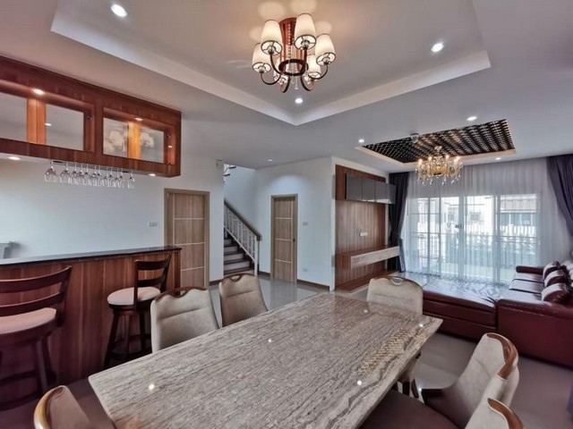 บ้านเดี่ยว 2 ชั้น สไตล์ลานนา แกรนด์ล้านนาเมอริเดียน สันกำแพง