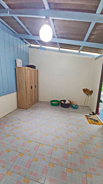 ใหญ่ บ้านเดี่ยวชั้นเดียวให้เช่า โลตัส พนัสนิคม 1 กม. กว้าง  2นอน 2 น้ำ 2 แอร์ 220 ตร.ม.180 ตร.วา รพ.พนัสนิคม 1.4 กม.ถ.บ้านกลาง-ศุขประยูร