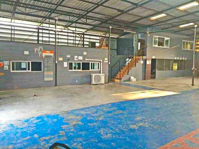 MRT สัมมากร 1.7 กม. ถ.เสรีไทย35-45 โกดังให้เช่า 2 นอน 2 น้ำ 405 ตร.ม.200 ตร.วา.47,998 b-m เดอะพาซิโอ ทาวน์ 1.7 กม. ศรีบูรพา 1.1 กม ตลาดนัดสัมมากร 2 กม.รถเข้า-ออก สะดวกMRT Sammakorn 1.7km.  Seri Thai Rd.35-45  Warehouse for rent 2 bed 2 bath 405 sq.m.200 sq.wa.47,998 b-m. The Paseo Town 1.7 km.Sri Burapha Seri Thai Park 1.1 km. Sammakorn Market 2 km.convenient for cars to enter and exit.เสรีไทย35-45 แยก สำนักงานเขตบึงกุ่มถ.เสรีไทย ศรีบูรพาแขวงคลองกุ่ม เขตบึ่งกุ่ม กรุงเทพมหานคร405 ตร.ม.200 ตร.วา.405 sq.m. 200 sq.wa.2 ห้องทำงาน2 ห้องน้ำ2 แอร์จอดรถข้างในโกด�