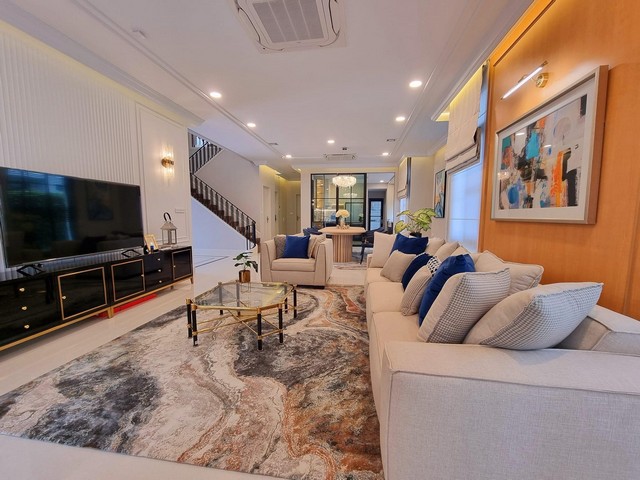 ขายด่วน   ที่ดินพุทธมณฑลสาย4    3 ไร่  ตรว.ล่ะ 20000