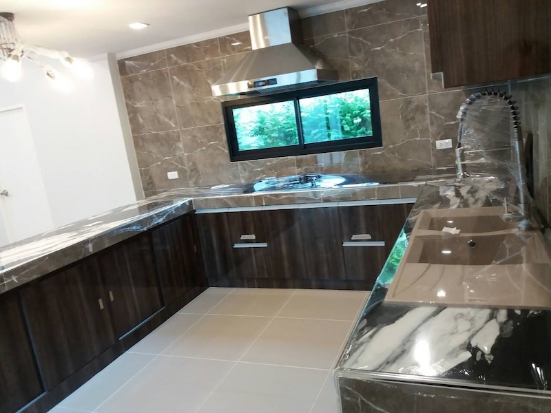 BH3207 บ้านเดี่ยว 3 ชั้น ขายหรือเช่า ศุภาลัย เอสเซ้นส์ สวนหลวง ทำบริษัทได้  สัญญา ปีต่อปี ใกล้โรงพยาบาลชั้นนำ