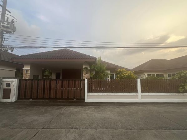 AOM 13333 ห้องนอน 2 ห้องน้ำ - บ้านต.ห้วยใหญ่ อ.บางละมุง, Bang Lamung, Chon Buri 20150เจ้าของบ้านขายด่วน!!!!ขายตามสภาพ????จะซื้ออยู่อาศัยเองก็คุ้ม????จะซื้อเพื่อต่อยอดธุรกิจก็เหมาะสม????ราคา 4.19 ล้าน(คุยต่อรองราคาหน้างานได้อีก)บ้านเดียว ชั้นเดียว 3 ห้องนอน 2 ห้องน้ำ เนื้อที่ 78 ตรวพิกัสซอยข้างวัดห้วยใหญ่บ้านเดียว ชั้นเดียว ติดต่อขอรูปและรายละเอียดเพิ่มเติม  สนใจนัดชมสถานที่จริงคุณต๋อม 081-925-2443  , 