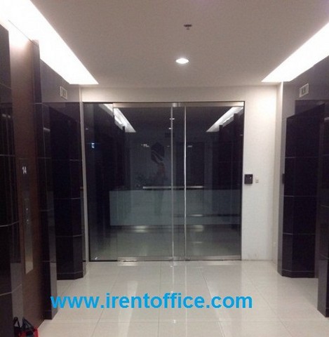 ออฟฟิศให้เช่าสุขุมวิท อโศก อาคารคอลัมน์ ทาวเวอร์ รถไฟฟ้าบีทีเอสสถานีอโศก O2,512,59O9,  O84,543,4833 www.irentoffice.com