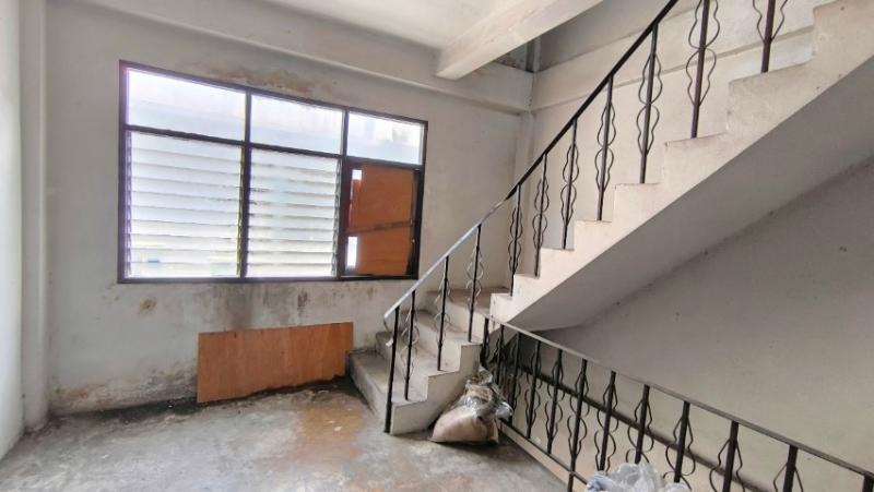 ขายอาคารพาณิชย์ สุขสวัสดิ์สวนธน ถนนประชาอุทิศ 33 แยก 7 ขายถูก อาคารพาณิชย์ ซอยประชาอุทิศ 33 แยก 8 แขวงบางมด เขตราษฏร์บูรณะ กรุงเทพ