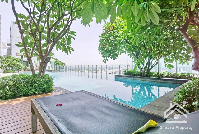 ขายถูก ด่วน คอนโดติดรถไฟฟ้า MRT แยกติวานนท์ เซ็นทริค ติวานนท์ สเตชั่น(MRT Centric Tiwanon Station)-----ที่ตั้ง ถ.กรุงเทพ-นนท์ บางเขน เมืองนนทบุรี นนทบุรี 11000- พื้นที่ 31.89 ตร.ม. ชั้น 21 อาคาร A- 1 ห้องนอน 1 ห้องน้ำ 1 ห้องครัว เดินทางสะดวกด้วยรถไฟฟ้า ใกล้คอนโด-----สนใจติดต่อโทร./ไลน์ 094-494-5389-----สถานที่ใกล้เคียง : กระทรวงสาธารณสุข, บิ๊กซี ติวานนท์, วัดสังฆทาน, บิ๊กซี วงศ์สว่าง,พระจอมเกล้าพระนครเหนือ, โรงเร