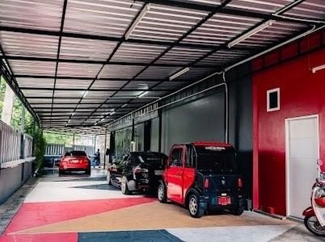 บ้านทำเลทอง รีโนเวทใหม่ ติดถนนใหญ่ หนองควาย หางดง