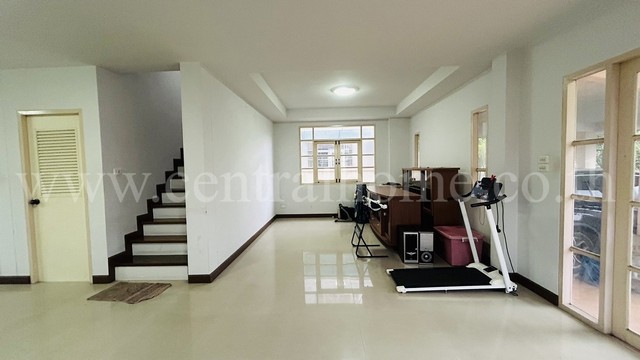 บ้านเดี่ยว ธวัชพงศ์ บางบอน 5 เฟส 2 หลังมุม ถูกที่สุด